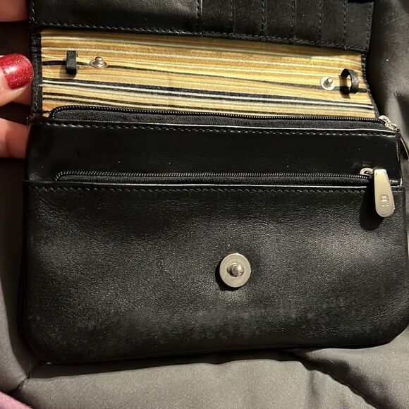 Vintage Etienne Aigner Wallet - Picture 4 of 7